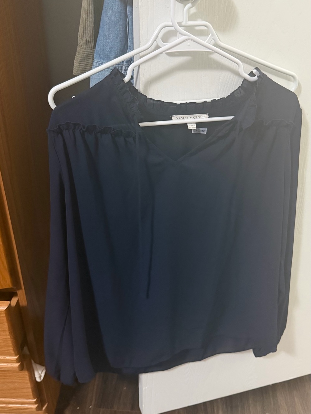 Violet & Claire Dark Navy Long-Sleeve Peasant Blouse